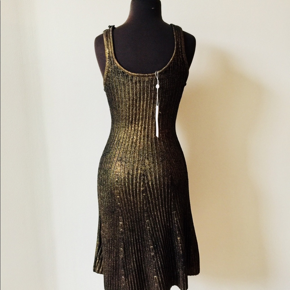 ❗️SOLD Trina Turk Metallic Wool Knit Dres NWT $348 - Picture 5 of 8